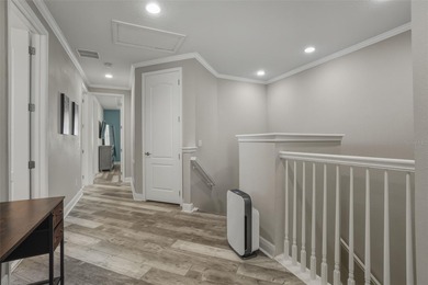 Under contract-accepting backup offers. Welcome to this on Eagle Creek Golf Club in Florida - for sale on GolfHomes.com, golf home, golf lot