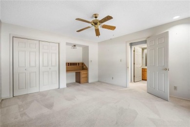 Custom 2 bed, 2.5 bath home with all main living on one level on Bella Vista Country Club - Berksdale in Arkansas - for sale on GolfHomes.com, golf home, golf lot