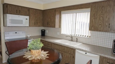 BEACON WOODS- WEDGEWOOD GOLF COURSE CONDO- FULLY FURNISHED- on Beacon Woods Golf Club in Florida - for sale on GolfHomes.com, golf home, golf lot