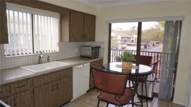 BEACON WOODS- WEDGEWOOD GOLF COURSE CONDO- FULLY FURNISHED- on Beacon Woods Golf Club in Florida - for sale on GolfHomes.com, golf home, golf lot