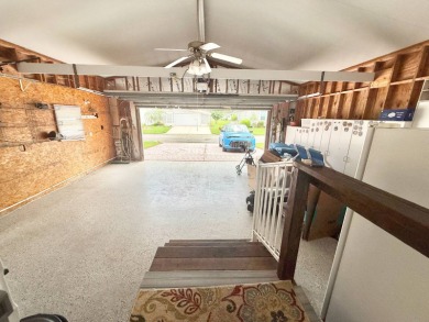 This home is NOT listed with the Crane Lakes office on site. If on Crane Lakes Golf and Country Club in Florida - for sale on GolfHomes.com, golf home, golf lot