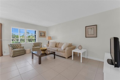EXCELLENT LOCATION THIS LOVELY CONDO IS  READY TO MOVE IN * on The Diplomat Golf Resort and Spa in Florida - for sale on GolfHomes.com, golf home, golf lot