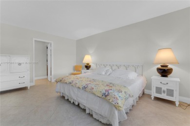 EXCELLENT LOCATION THIS LOVELY CONDO IS  READY TO MOVE IN * on The Diplomat Golf Resort and Spa in Florida - for sale on GolfHomes.com, golf home, golf lot
