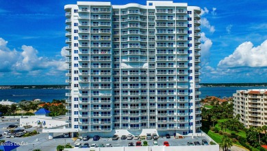 Beautiful two bedroom, two bathroom with den that could easily on Oceans Golf Club in Florida - for sale on GolfHomes.com, golf home, golf lot