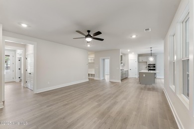 Welcome to your ideal golf and coastal retreat! This beautiful 2 on Brunswick Plantation and Golf Resorts in North Carolina - for sale on GolfHomes.com, golf home, golf lot