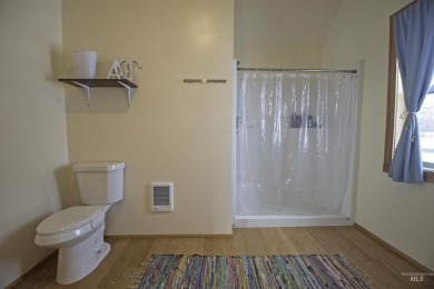 This adorable new 2-bedroom, 2-bathroom home is waiting for you on Council Mountain Golf Course in Idaho - for sale on GolfHomes.com, golf home, golf lot