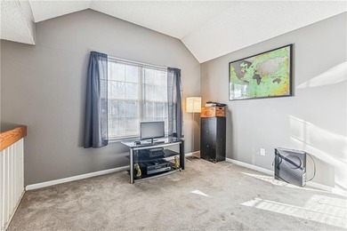 Come see this 2-bedroom, 2-bath condo in the Fairways community on Kiln Creek Golf and Country Club in Virginia - for sale on GolfHomes.com, golf home, golf lot