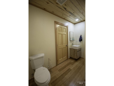 This adorable new 2-bedroom, 2-bathroom home is waiting for you on Council Mountain Golf Course in Idaho - for sale on GolfHomes.com, golf home, golf lot