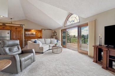 Enjoy Golf Course Views & Sunsets in this beautifully maintained on High Cliff Golf Course in Wisconsin - for sale on GolfHomes.com, golf home, golf lot