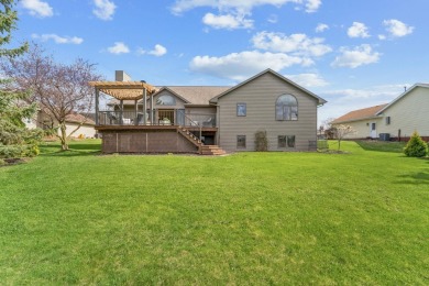 Enjoy Golf Course Views & Sunsets in this beautifully maintained on High Cliff Golf Course in Wisconsin - for sale on GolfHomes.com, golf home, golf lot