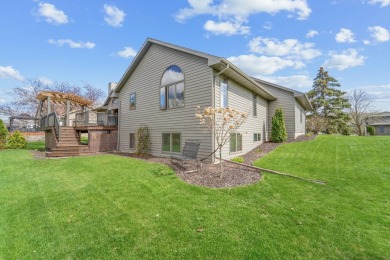 Enjoy Golf Course Views & Sunsets in this beautifully maintained on High Cliff Golf Course in Wisconsin - for sale on GolfHomes.com, golf home, golf lot