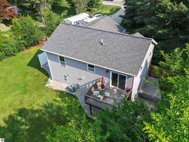 Welcome to this spacious 3-bedroom, 2-bath walkout home on on Bay Meadows Golf Course - Executive in Michigan - for sale on GolfHomes.com, golf home, golf lot