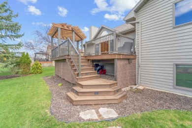 Enjoy Golf Course Views & Sunsets in this beautifully maintained on High Cliff Golf Course in Wisconsin - for sale on GolfHomes.com, golf home, golf lot