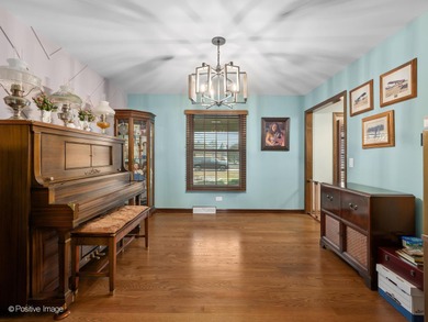 AERO ESTATES GEM!! Don't miss this rare opportunity to live in on Springbrook Golf Course in Illinois - for sale on GolfHomes.com, golf home, golf lot