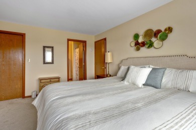 STUNNING PANORAMIC VIEWS OF GOLF COURSE from this 4th floor 1 on The Links at Carillon in Illinois - for sale on GolfHomes.com, golf home, golf lot