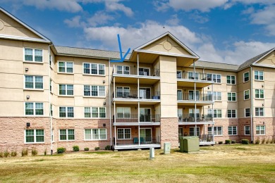 STUNNING PANORAMIC VIEWS OF GOLF COURSE from this 4th floor 1 on The Links at Carillon in Illinois - for sale on GolfHomes.com, golf home, golf lot