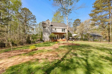 Beautiful 4 bedroom 2 1/2 bathroom home located in Fairfield on Fairfield Plantation Golf and Country Club in Georgia - for sale on GolfHomes.com, golf home, golf lot