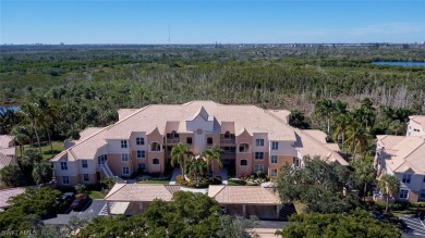 Top floor 3 bedroom Golf Village condo. Vaulted ceilings and on Lexington Country Club in Florida - for sale on GolfHomes.com, golf home, golf lot