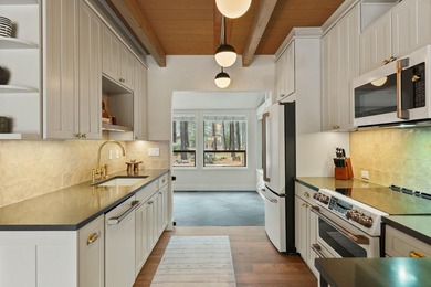 Experience elevated living in Black Butte Ranch with this on Black Butte Ranch Golf Club Big Meadow in Oregon - for sale on GolfHomes.com, golf home, golf lot