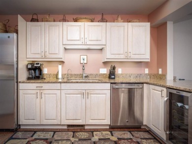 Birchwood Farms Fairways Condo - End Unit This spacious on Birchwood Farms Golf and Country Club in Michigan - for sale on GolfHomes.com, golf home, golf lot