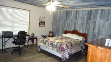 MOTIVATED SELLER        This beautiful brick home is setting on on Cypress Bend Golf Course in Texas - for sale on GolfHomes.com, golf home, golf lot