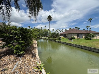 Meticulously maintained home located in the desirable River Bend on River Bend Country Club in Texas - for sale on GolfHomes.com, golf home, golf lot