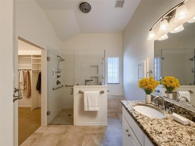 Well-maintained and move-in ready, this single-story home sits on Oakmont Country Club in Texas - for sale on GolfHomes.com, golf home, golf lot