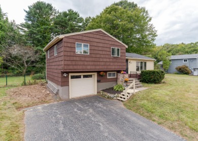 Welcome home to this beautiful 3-bedroom residence perfectly on Brunswick Golf Club in Maine - for sale on GolfHomes.com, golf home, golf lot