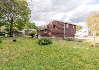 Welcome home to this beautiful 3-bedroom residence perfectly on Brunswick Golf Club in Maine - for sale on GolfHomes.com, golf home, golf lot