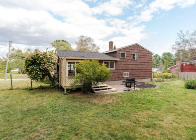 Welcome home to this beautiful 3-bedroom residence perfectly on Brunswick Golf Club in Maine - for sale on GolfHomes.com, golf home, golf lot