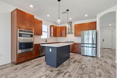 One or more photo(s) has been virtually staged. Motivated on Imperial Lakewoods Golf Club in Florida - for sale on GolfHomes.com, golf home, golf lot