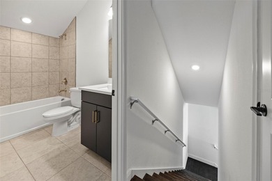 One or more photo(s) has been virtually staged. Motivated on Imperial Lakewoods Golf Club in Florida - for sale on GolfHomes.com, golf home, golf lot