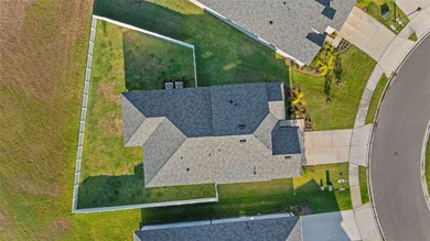 One or more photo(s) has been virtually staged. Motivated on Imperial Lakewoods Golf Club in Florida - for sale on GolfHomes.com, golf home, golf lot