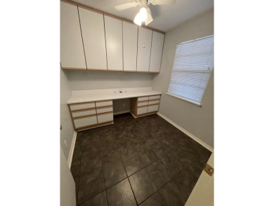 Well maintained BOTTOM floor condo on the end of the building on Slick Rock Golf Course - Horseshoe Bay in Texas - for sale on GolfHomes.com, golf home, golf lot