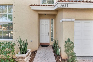 Beautifully maintained 4/3 bath golf course residence in a on Palm-Aire Country Club and Resort - The Oaks in Florida - for sale on GolfHomes.com, golf home, golf lot