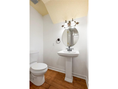 This large, spacious condo in East Fayetteville offers gorgeous on Paradise Valley Athletic Club in Arkansas - for sale on GolfHomes.com, golf home, golf lot