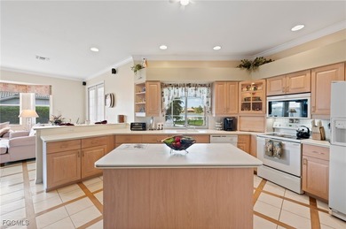 GREAT opportunity with this 3B/2Ba pool home in Cross Creek on Cross Creek Country Club in Florida - for sale on GolfHomes.com, golf home, golf lot