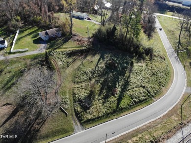 Take a look at this .957ac lot, zoned R1, conveniently located on Clear Creek Golf Club in Virginia - for sale on GolfHomes.com, golf home, golf lot