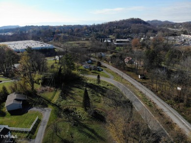 Take a look at this .957ac lot, zoned R1, conveniently located on Clear Creek Golf Club in Virginia - for sale on GolfHomes.com, golf home, golf lot