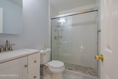 Welcome to this elegantly updated, 2 bedroom, 2.5 bath home on Greenbriar At Whittingham in New Jersey - for sale on GolfHomes.com, golf home, golf lot