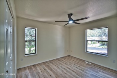 Rare Opportunity in Show Low Country Club - Spacious 3-Bedroom on Bison Golf and Country Club in Arizona - for sale on GolfHomes.com, golf home, golf lot