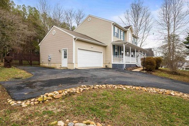 Welcome to lake living in Lake Monticello, where everyday life on Lake Monticello Golf Course in Virginia - for sale on GolfHomes.com, golf home, golf lot