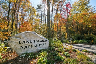 Exceptional lot in Lake Toxaway Estates with stunning views of on Lake Toxaway Country Club in North Carolina - for sale on GolfHomes.com, golf home, golf lot