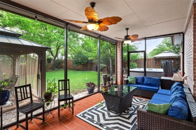 PECAN PLANTATION GEM nestled among mature trees on oversized lot on Pecan Plantation Country Club in Texas - for sale on GolfHomes.com, golf home, golf lot