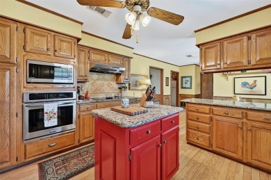 Well maintained and lovingly cared for, this home is ready to on Lake Kiowa Golf Course in Texas - for sale on GolfHomes.com, golf home, golf lot