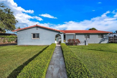 Welcome to 9480 Palmetto Club Ln E--an updated 4-bed, 2-bath on Palmetto Golf Course in Florida - for sale on GolfHomes.com, golf home, golf lot