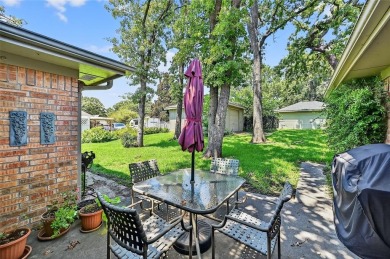 Well maintained and lovingly cared for, this home is ready to on Lake Kiowa Golf Course in Texas - for sale on GolfHomes.com, golf home, golf lot