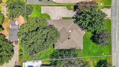 Well maintained and lovingly cared for, this home is ready to on Lake Kiowa Golf Course in Texas - for sale on GolfHomes.com, golf home, golf lot