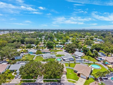 Welcome to your slice of paradise in the coastal city of Largo! on Largo Golf Course in Florida - for sale on GolfHomes.com, golf home, golf lot