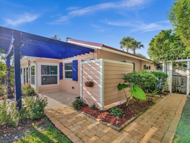 Vacation Living Meets Smart Investment. This .37-acre retreat on Lakeview Golf Club in Florida - for sale on GolfHomes.com, golf home, golf lot